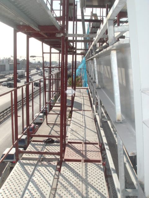 Suspended scaffolding