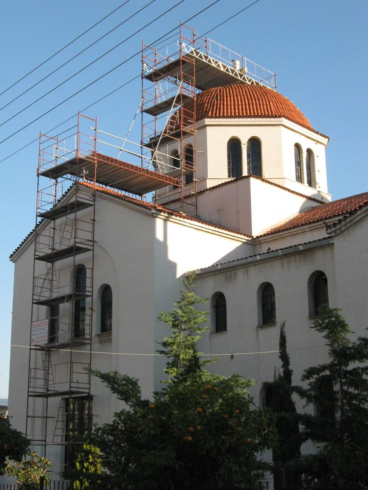 Exterior scaffolding on a church dome