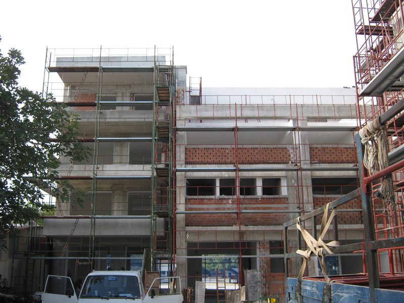 Facade scaffolding on an apartment building