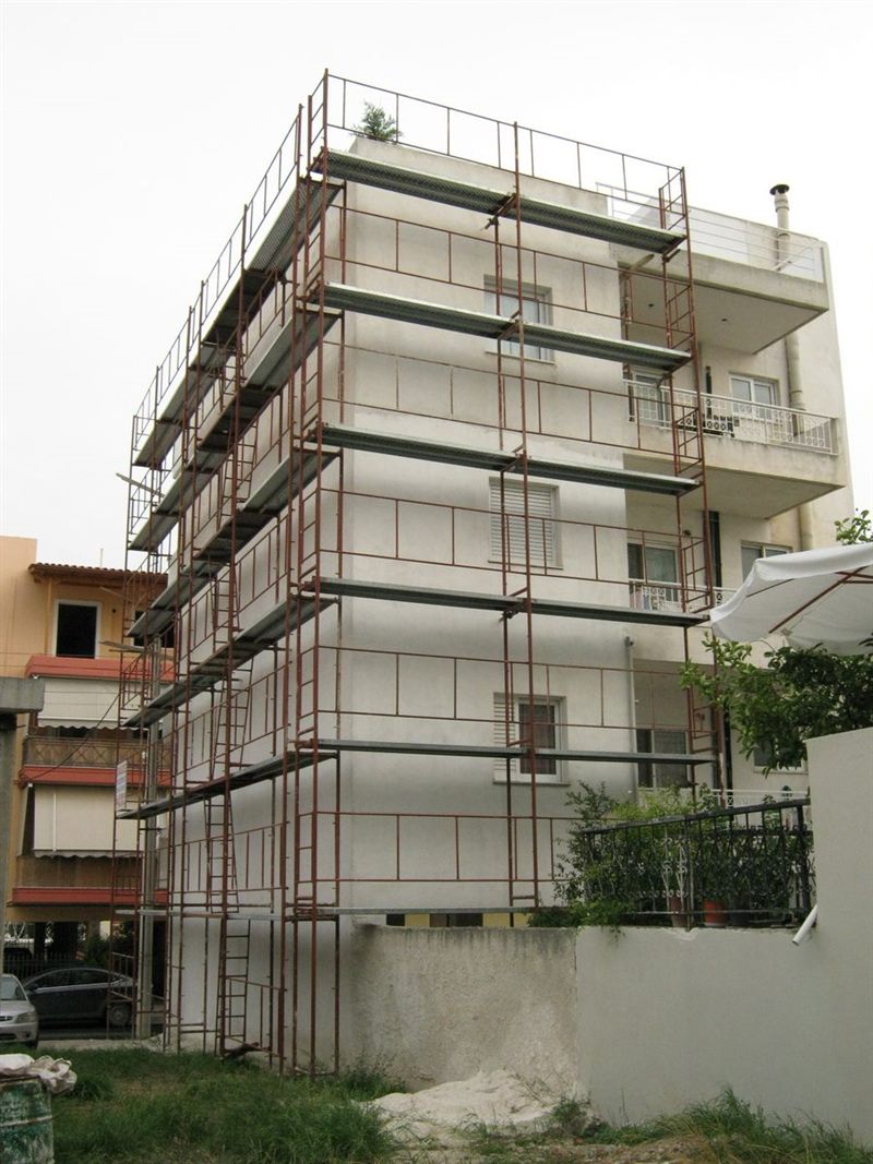 Facade scaffolding on an apartment building