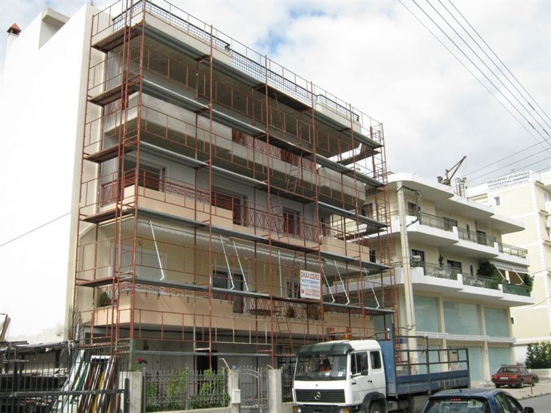 Facade scaffolding on an apartment building