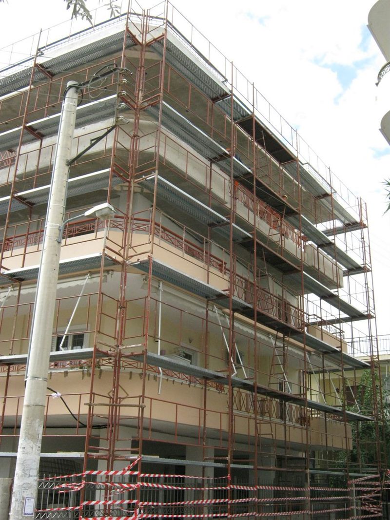 Facade scaffolding on an apartment building