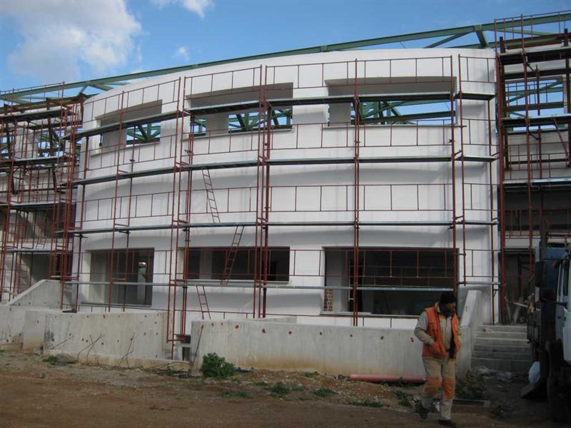 Facade scaffolding on an apartment building