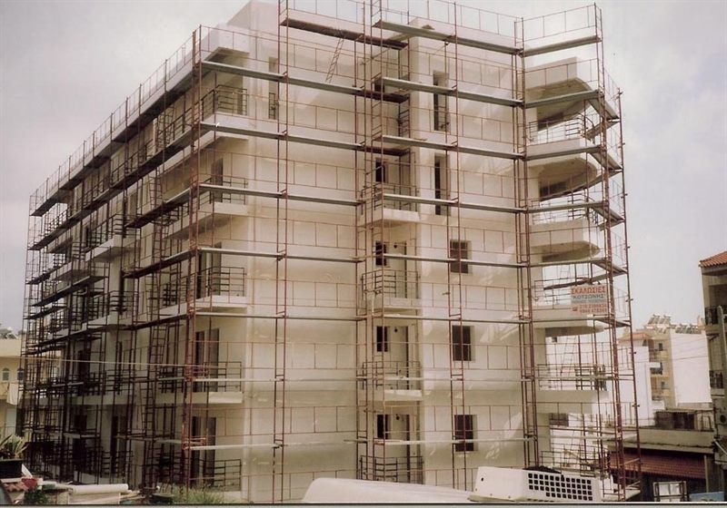 Facade scaffolding on an apartment building