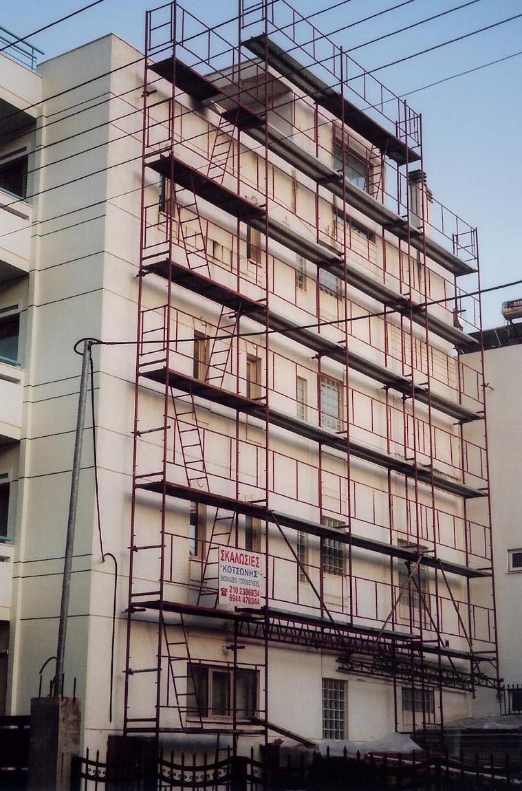 Facade scaffolding on an apartment building